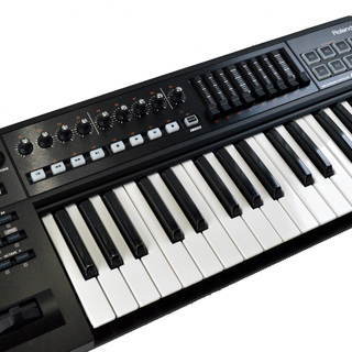 ROLAND (ローランド) MIDIキーボードコントローラー ...