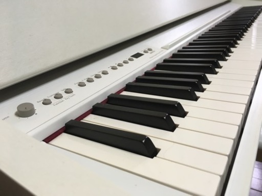 ピアノ【ローランド】【F110】ホワイト