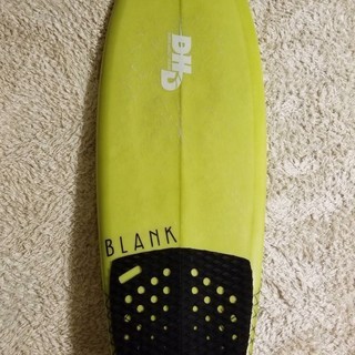 DHD サーフボード　twin fins