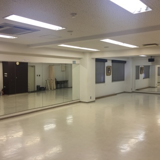 和歌山の社交ダンス教室！ダンススタジオワールドの画像