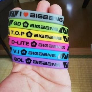 BIGBANGのブレスレットです！