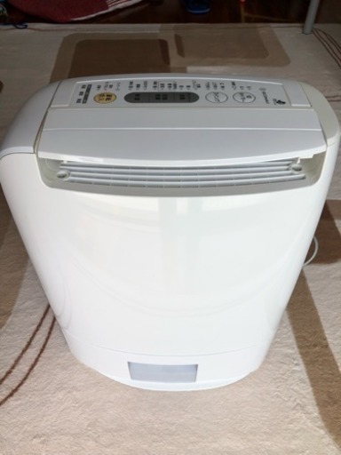 ナノイー衣類乾燥・除湿機