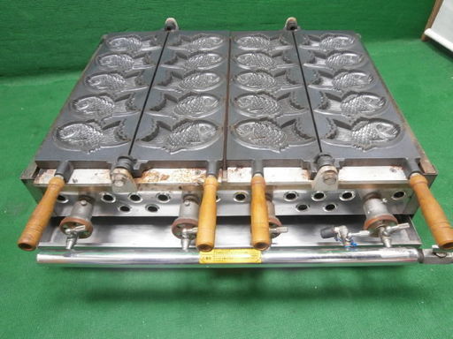 ☆中古品 焼き台 ２連式　たい焼き器 業務用 ５匹×２ １０匹 LPガス（プロパンガス） 焼き上げサイズ：135mm 火力good！☆