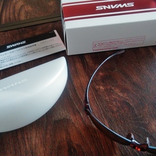 【送料込】SWANS(スワンズ) サングラス エアレスリーフ 偏...
