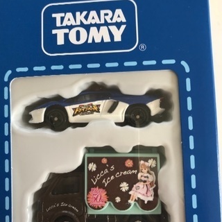 新品リカちゃんの移動販売車&ランボルギーニ