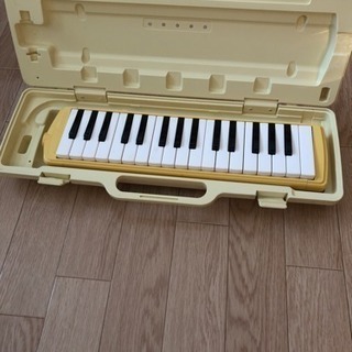 鍵盤ハーモニカ
