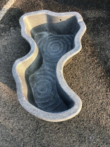 ひょうたん池 プラスチック