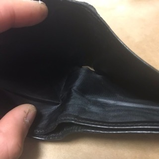 GUCCIの折りたたみ財布の画像