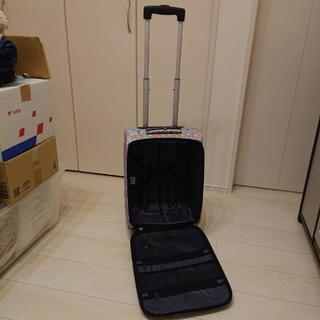 キャリーバック  旅行 花柄の画像