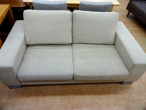 【取りに来れる方限定】BoConcept二人掛けソファー売ります!!