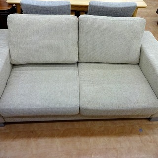 取りに来れる方限定】BoConcept二人掛けソファー売ります!!