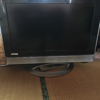 壊れたテレビ