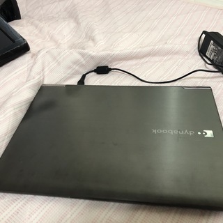 （商談中）ウルトラブック(バッテリー交換済み)をお売りします