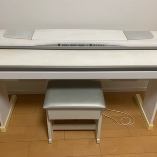 電子ピアノ