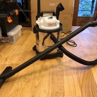 【4/14まで お引き取りで】DIYに 車の掃除にも 乾湿両用バキュームブロワー 掃除機 強力！の画像
