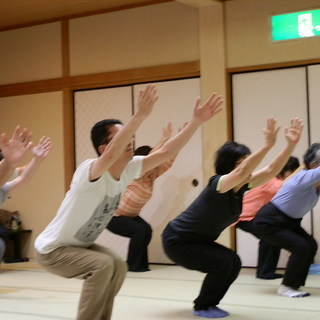 疲労回復ヨガ　仕事帰りの 「体のリセットヨガ」  横浜上星川の画像