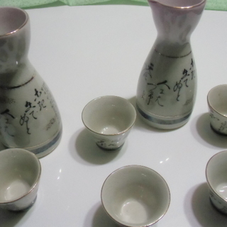 レトロ**おちょこ、徳利の画像