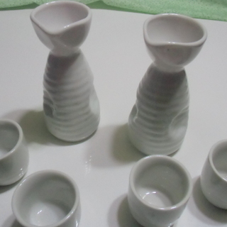 レトロ**おちょこ、徳利の画像