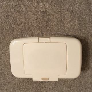 シンプルなウェットティッシュケース