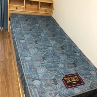 シングルベッドの画像