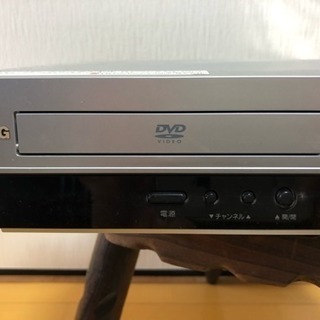 LG DVDプレーヤー/ビデオカセットレコーダー DVCR-B300の画像