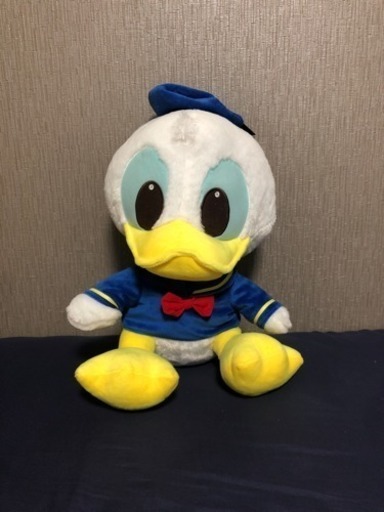ドナルドダックのぬいぐるみ