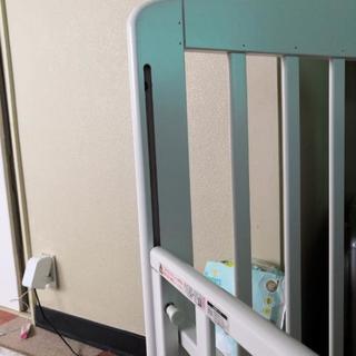 ベビーベッド カトージの画像
