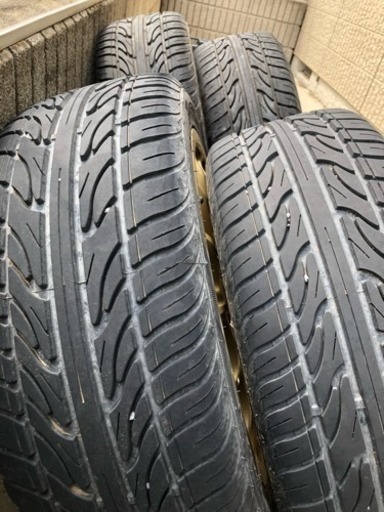 215/45/17 PCD100 5穴 4本セット