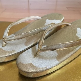 礼装用 バッグと草履の画像