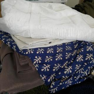 カーテン、のれん等差し上げます