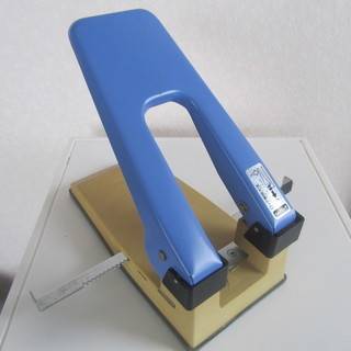 強力穴明パンチ　コクヨPN-30　他の画像