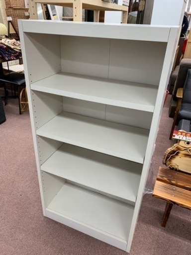 ★白い収納棚