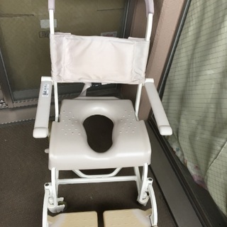 TOTO水回り用車椅子 コモードバケツ値下げ交渉可