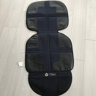 チャイルドシートの保護シート