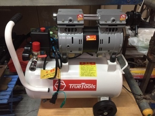 オイルレスコンプレッサー エアツール多数 〔最終値下げ〕