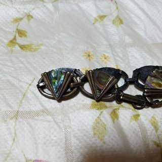 貝装飾ブレスレット アンティーク風の画像