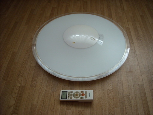 便利多機能付き6~8畳用LED照明