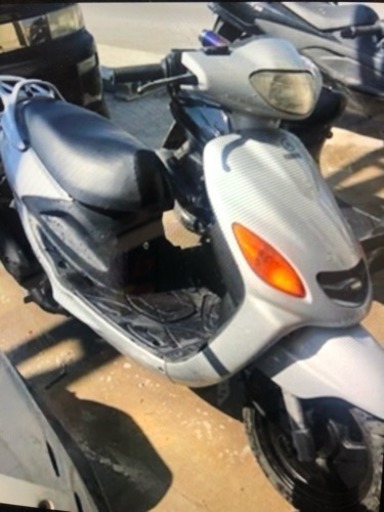 グランドアクシス 100