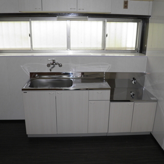大里郡寄居町　売戸建　398万　土地150㎡　建物72.86㎡　内外装リフォーム済　駐車スペース有り　閑静な住宅団地内　鉢形駅まで２．４ｋｍ（道路距離）　花園ＩＣまで４．４ｋｍ（道路距離） - 大里郡