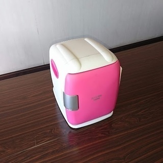 ★小型温冷蔵庫　合計４台　[ジャンク品]