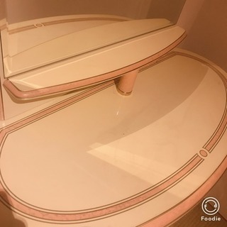 輸入家具✨お姫様ドレッサーの画像