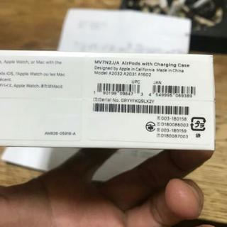 Apple AirPods 第2世代 

正規品　未開封の画像