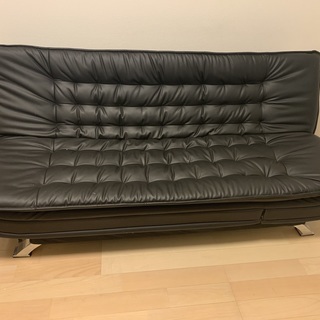 3人掛けソファ【4月21日までに引き取ってくれる人限定】