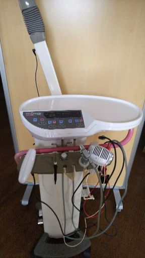 【値下げ】美顔器タカラエステグランデ