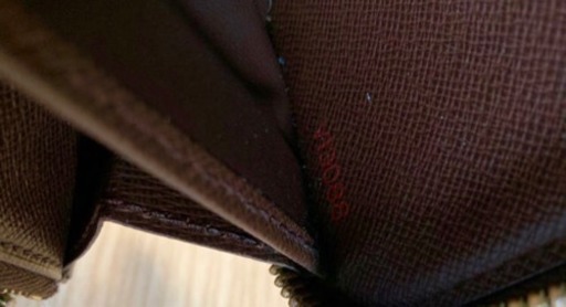 ヴィトンダミエジッピー(正規品)