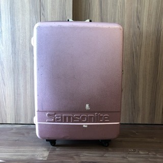 キャリーケース の画像