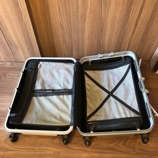 キャリーケースの画像