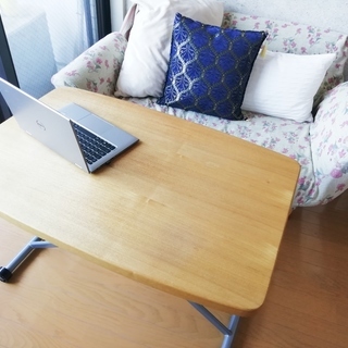【美品】テーブル　リフトテーブル　高さ調節【昇降式】【便利】の画像