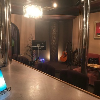 【求人募集】カラオケバー夢小町　ママがひとりでやっている、気楽に働けるお店です。の画像