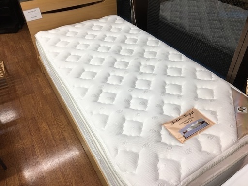 軽トラック1時間無料貸し出しあり！シングルベッド
